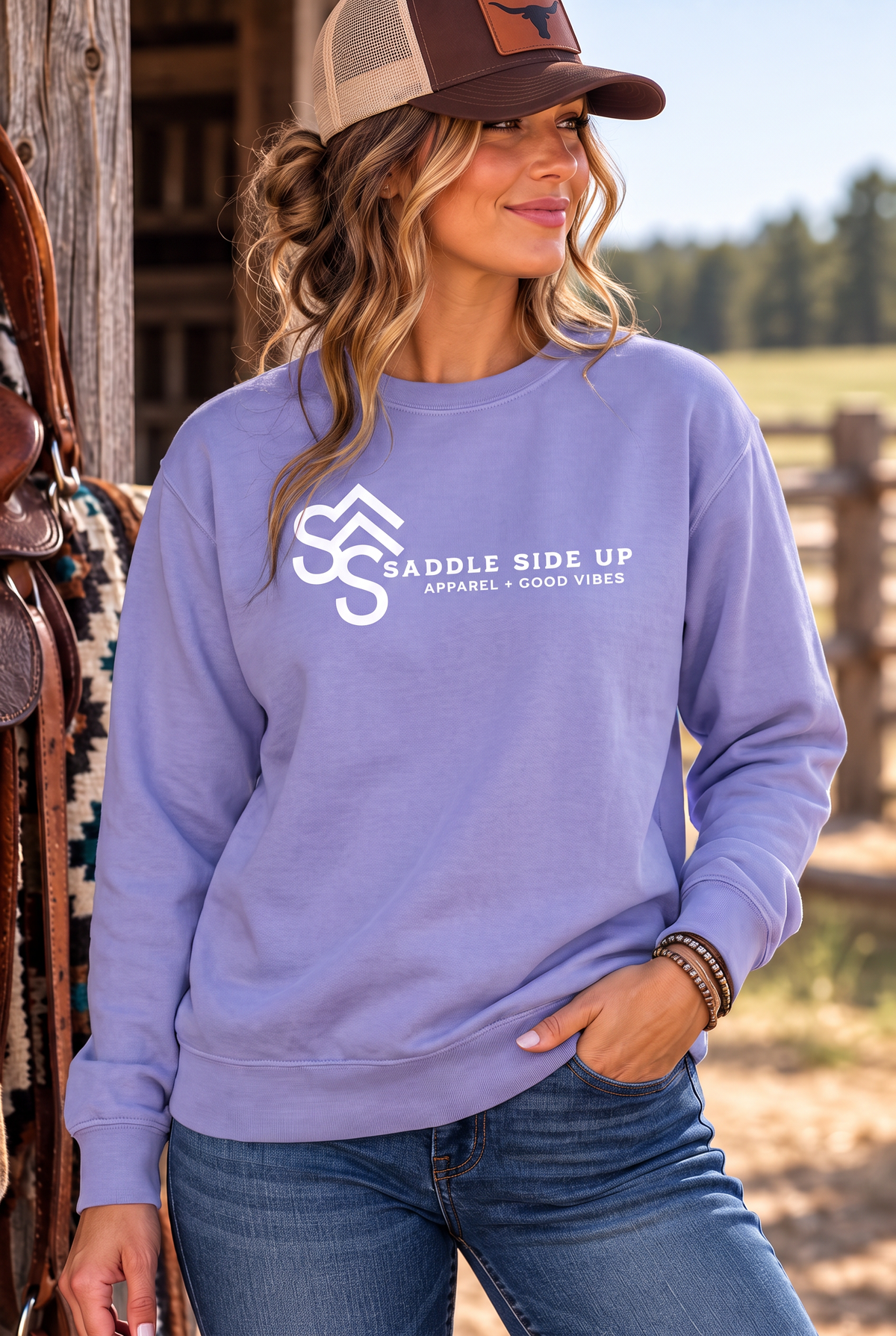 Logo Crew in Violet — female model, front view